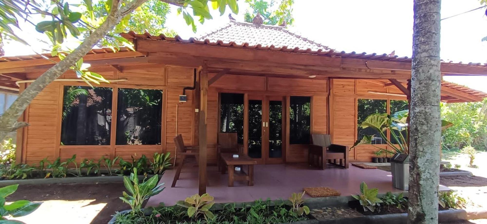 Negara  巴厘岛杰姆布拉纳家庭旅馆酒店 外观 照片